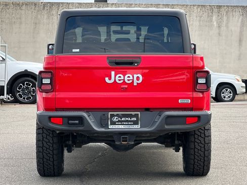 Used 2020 Jeep Gladiator Overland AWD/4WD image 8