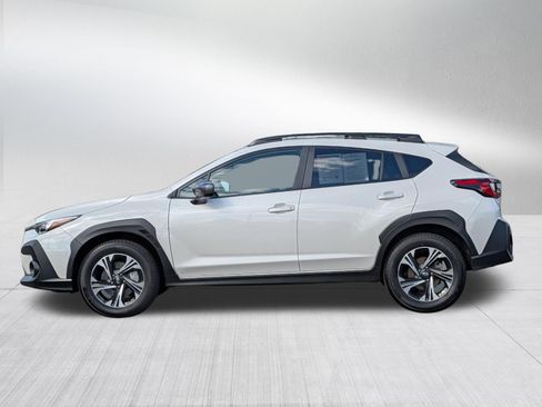 Used 2025 Subaru Crosstrek 2.5i Premium AWD/4WD image 4