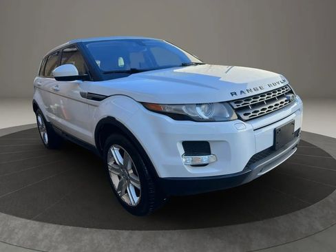 Used 2014 Land Rover Range Rover Evoque Pure Plus image 3