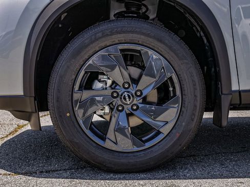 New 2026 Nissan Rogue SV FWD image 11