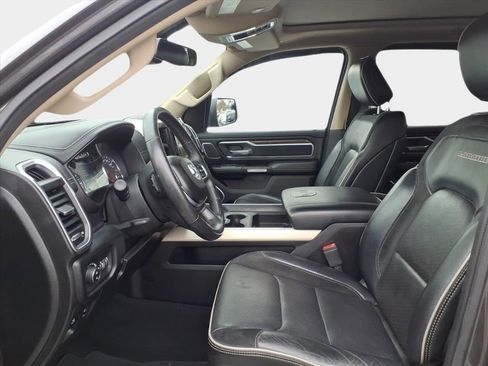 Used 2019 RAM 1500 Laramie image 8