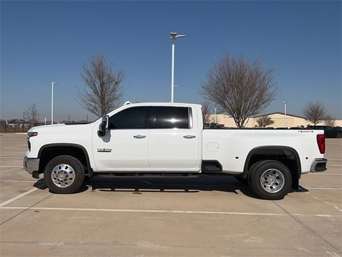Used 2025 Chevrolet Silverado 3500 LTZ w/ LTZ Texas Edition image 6