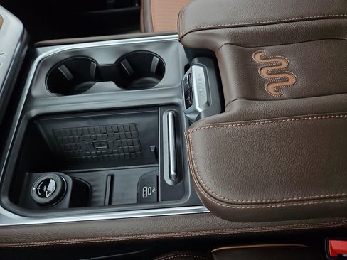 New 2025 Ford Expedition King Ranch image 28