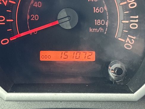 Used 2012 Toyota Tundra 4x4 CrewMax image 21