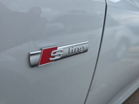 Used 2021 Audi Q3 2.0T Premium Plus image 21