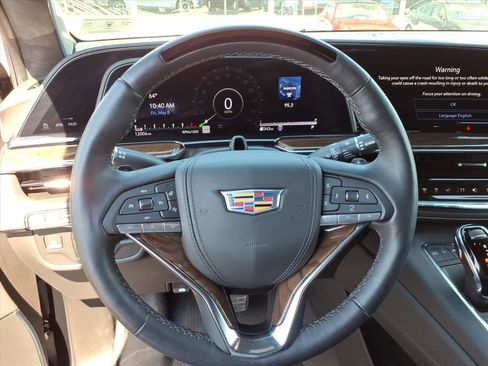 Used 2024 Cadillac Escalade Sport Platinum w/ LPO, ONYX Package AWD/4WD image 16