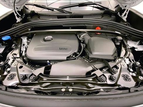 Used 2025 MINI Cooper Countryman S w/ Comfort Package Max image 8