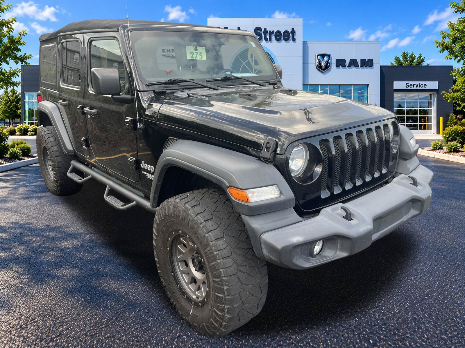 Used 2018 Jeep Wrangler Unlimited Sport S AWD/4WD image 3