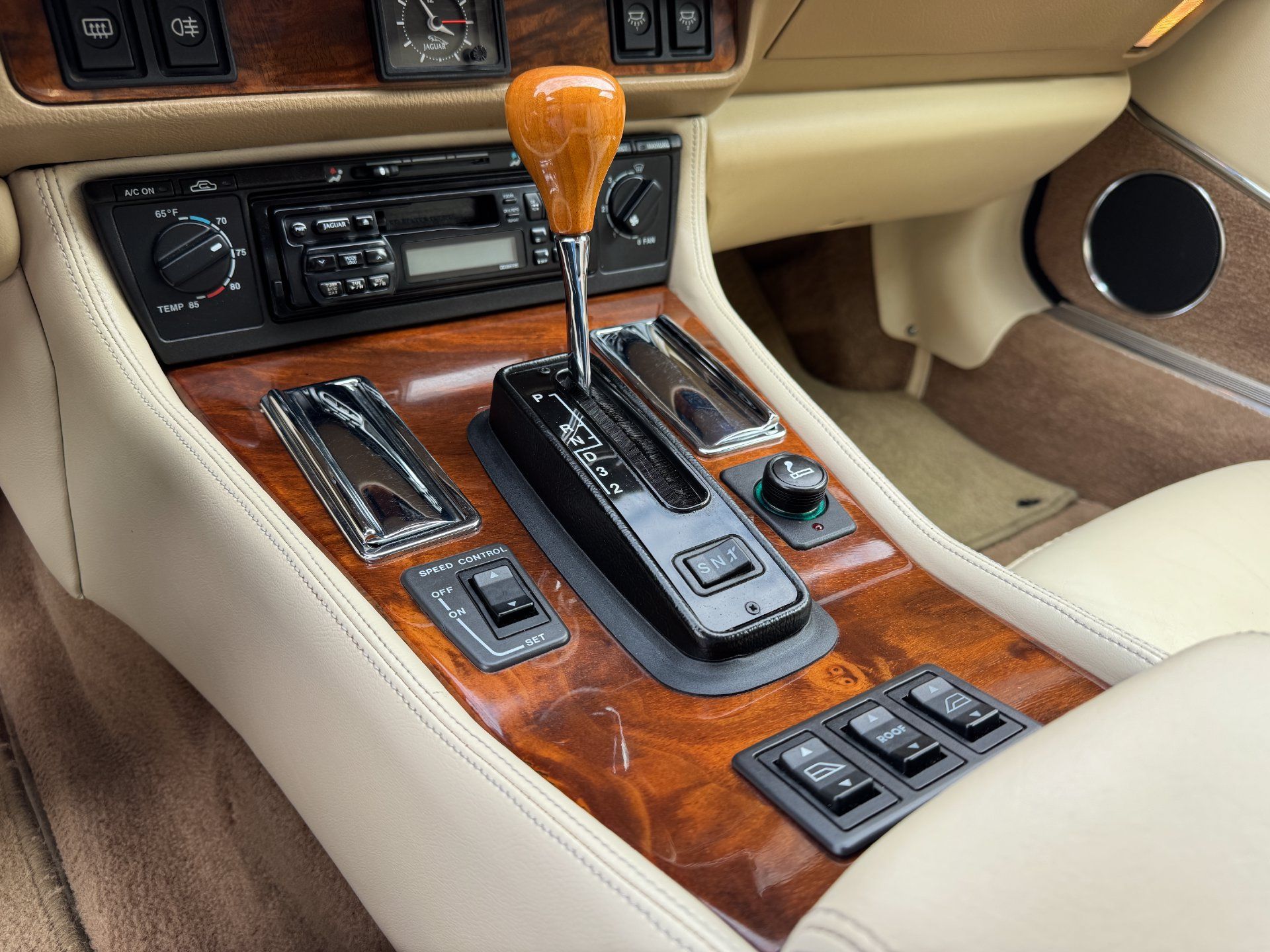 Used 1996 Jaguar XJS 4.0 Convertible RWD image 64