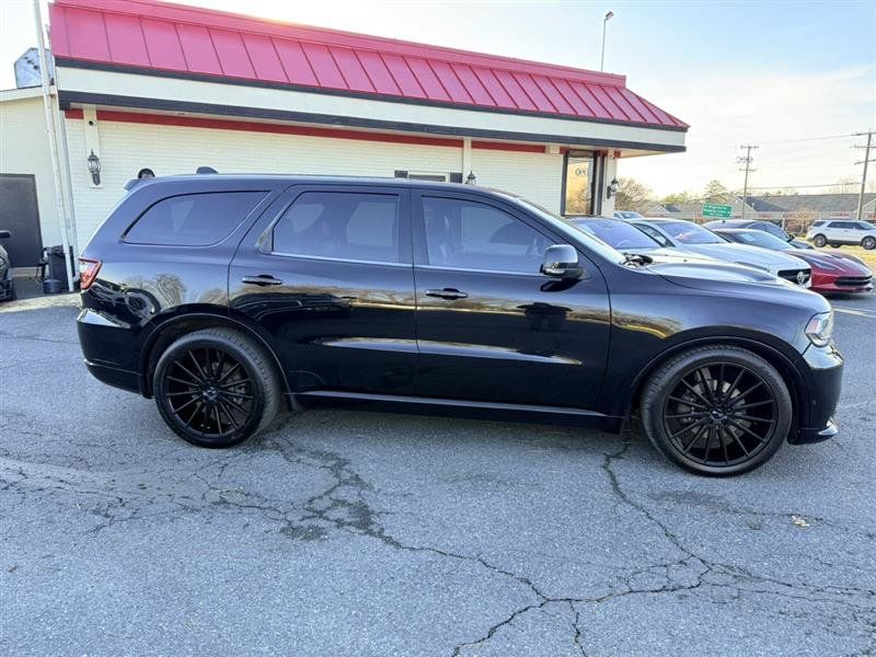 Used 2020 Dodge Durango R/T w/ Technology Group AWD/4WD image 4