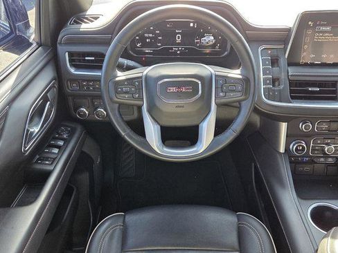 Used 2023 GMC Yukon SLT w/ SLT Premium Package image 61