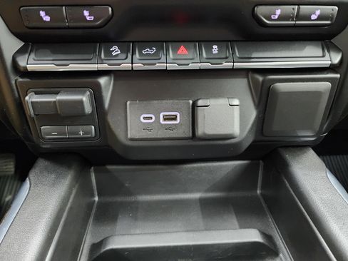 Used 2023 Chevrolet Silverado 2500 LT w/ Convenience Package image 47