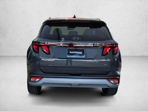 Used 2026 Hyundai Tucson SEL FWD image 9