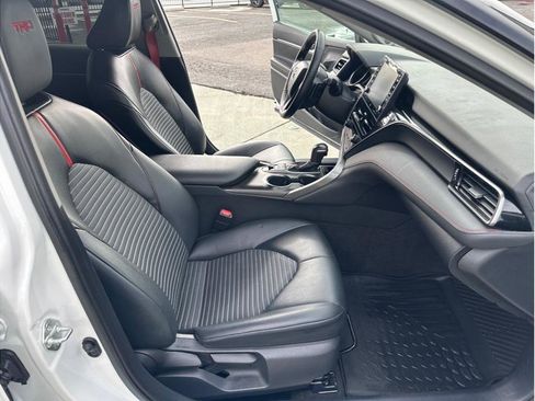 Used 2022 Toyota Camry TRD w/ TRD Package w/JBL Audio image 32