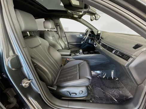 Used 2024 Audi A4 2.0T Premium w/ Convenience Package image 28