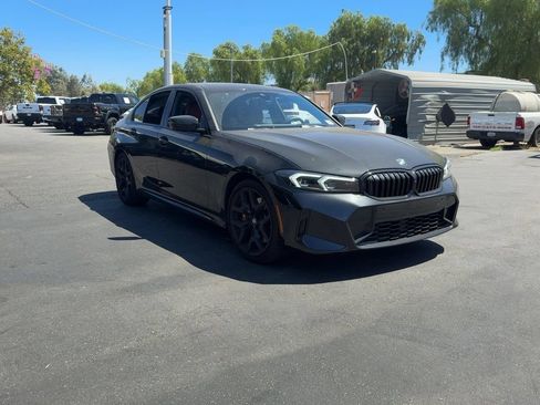 Used 2026 BMW 330i Sedan w/ M Sport Package RWD image 3