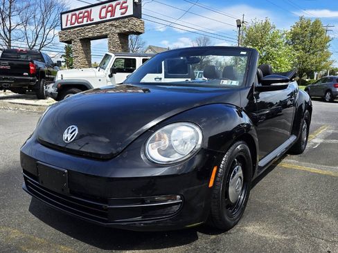 Used 2014 Volkswagen Beetle 2.5 FWD image 13