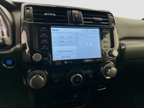 Used 2024 Toyota 4Runner TRD Off-Road image 26