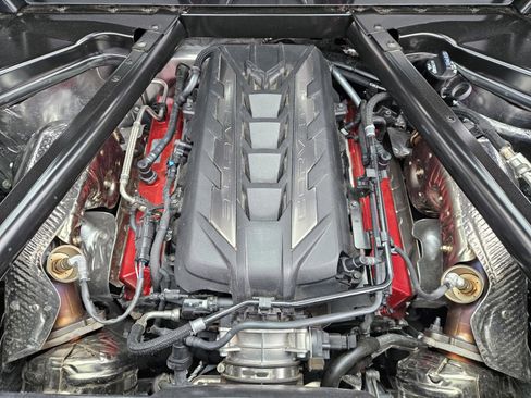 Used 2024 Chevrolet Corvette Stingray Preferred Cpe w/ 2LT RWD image 27