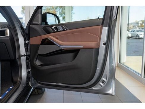 New 2026 BMW X5 xDrive40i w/ Premium Package image 61