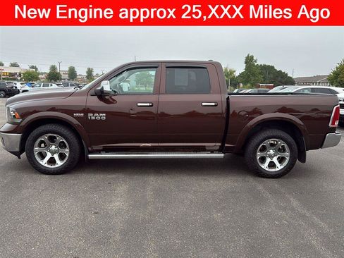 Used 2013 RAM 1500 Laramie w/ Convenience Group AWD/4WD image 4