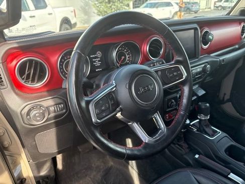 Used 2022 Jeep Gladiator Rubicon w/ LED Lighting Group AWD/4WD image 14