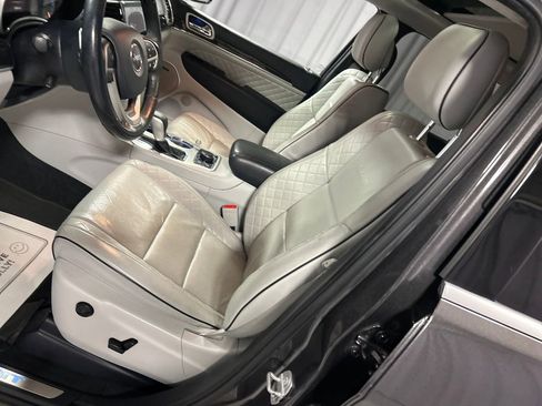 Used 2020 Jeep Grand Cherokee Summit image 12