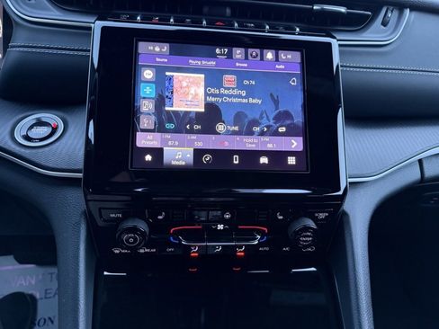 Used 2024 Jeep Grand Cherokee L Laredo w/ Luxury Tech Group I image 22