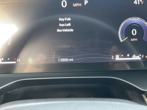 Used 2025 Jeep Grand Cherokee L Limited w/ Black Appearance Package image 12