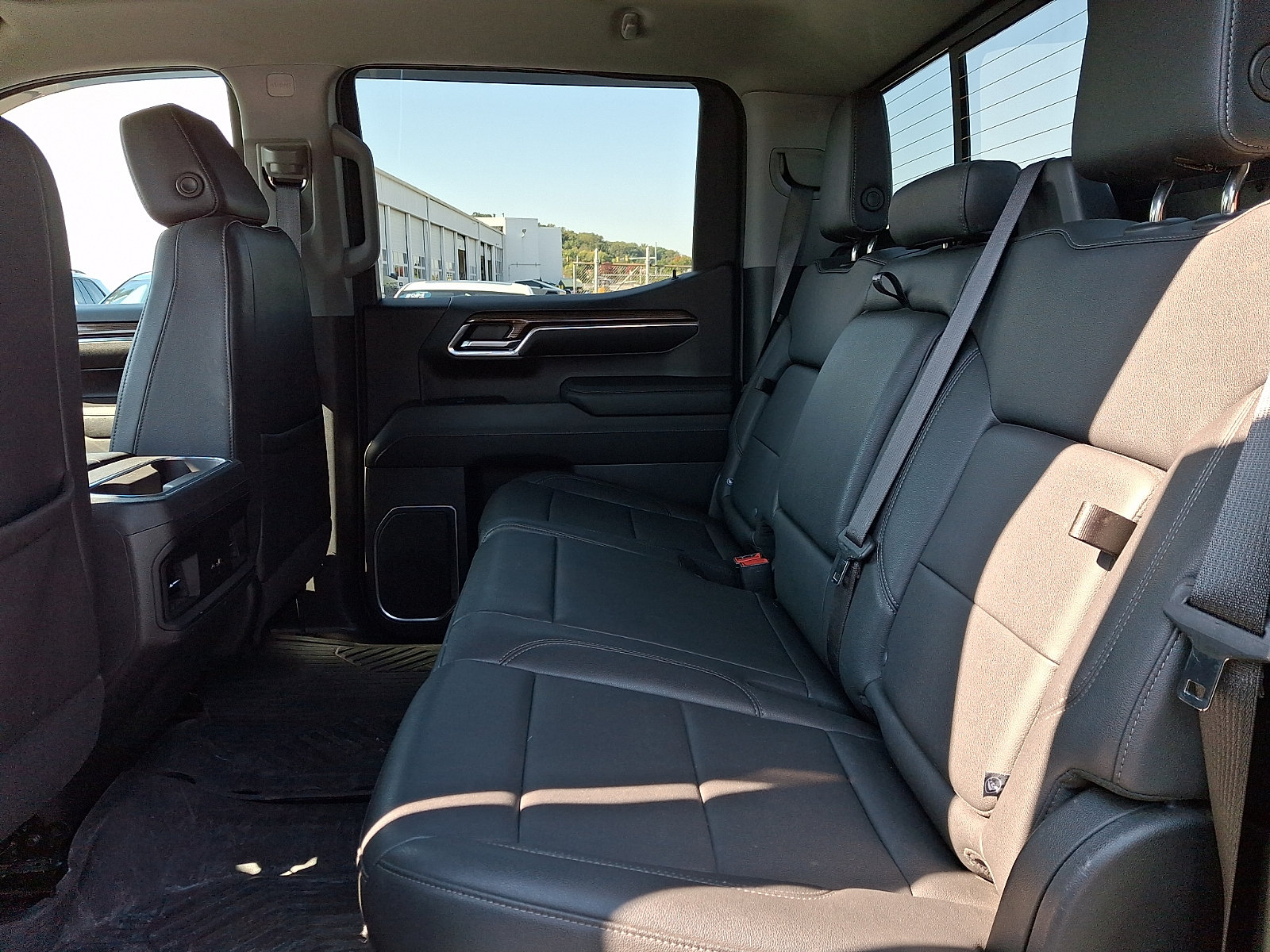 Certified 2023 Chevrolet Silverado 1500 LT Trail Boss w/ LT Trail Boss Premium Package AWD/4WD image 10