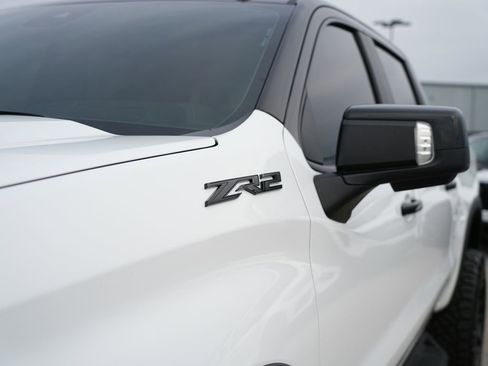 Used 2026 Chevrolet Silverado 1500 ZR2 w/ Dark Appearance Package AWD/4WD image 4