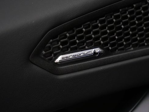 Used 2019 Lamborghini Huracan LP 580-2 RWD image 26