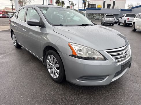 Used 2013 Nissan Sentra SV image 1