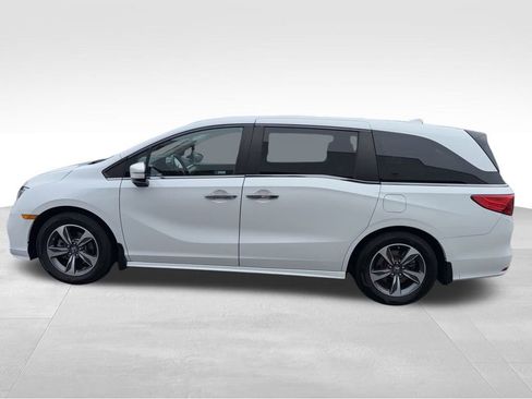 Used 2020 Honda Odyssey Touring image 2