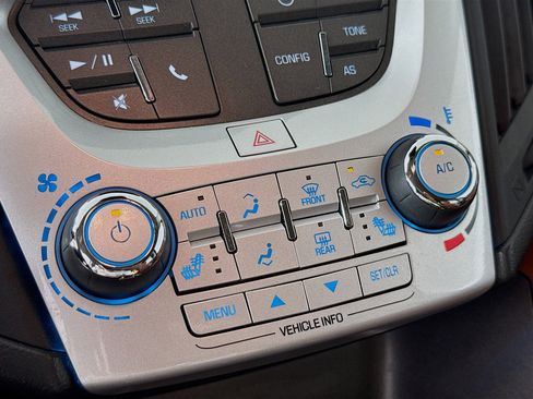 Used 2016 Chevrolet Equinox LTZ w/ Enhanced Convenience Package image 16