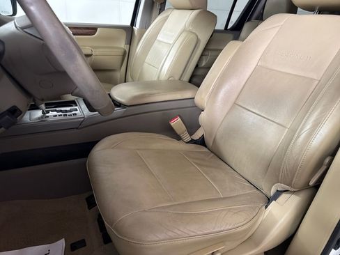 Used 2014 Nissan Armada Platinum w/ 2nd Row Captain Seat Package image 11