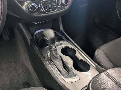Used 2021 Chevrolet Malibu LT FWD image 21