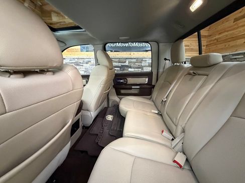 Used 2017 RAM 1500 Laramie w/ Convenience Group AWD/4WD image 47