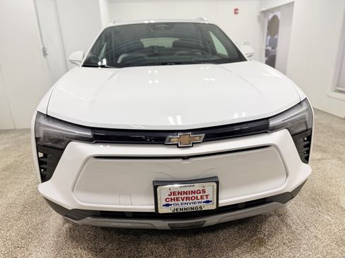 Used 2024 Chevrolet Blazer EV LT image 2