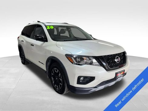 Used 2020 Nissan Pathfinder SL AWD/4WD image 3