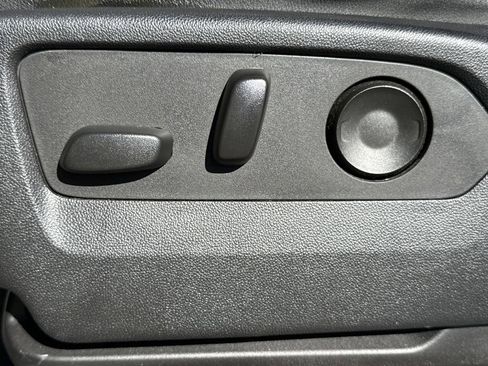 Used 2022 Chevrolet Tahoe RST w/ Luxury Package image 22