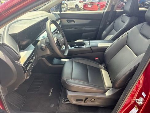 Used 2025 Nissan Murano SL AWD/4WD image 17