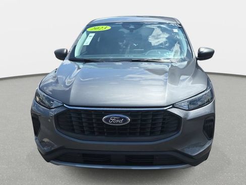 Used 2023 Ford Escape Active w/ Tech Pack #1 AWD/4WD image 2
