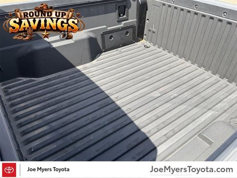 Used 2025 Toyota Tacoma Limited image 32