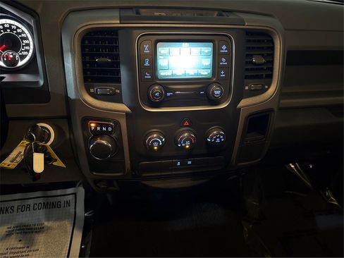 Used 2017 RAM 1500 Express image 16