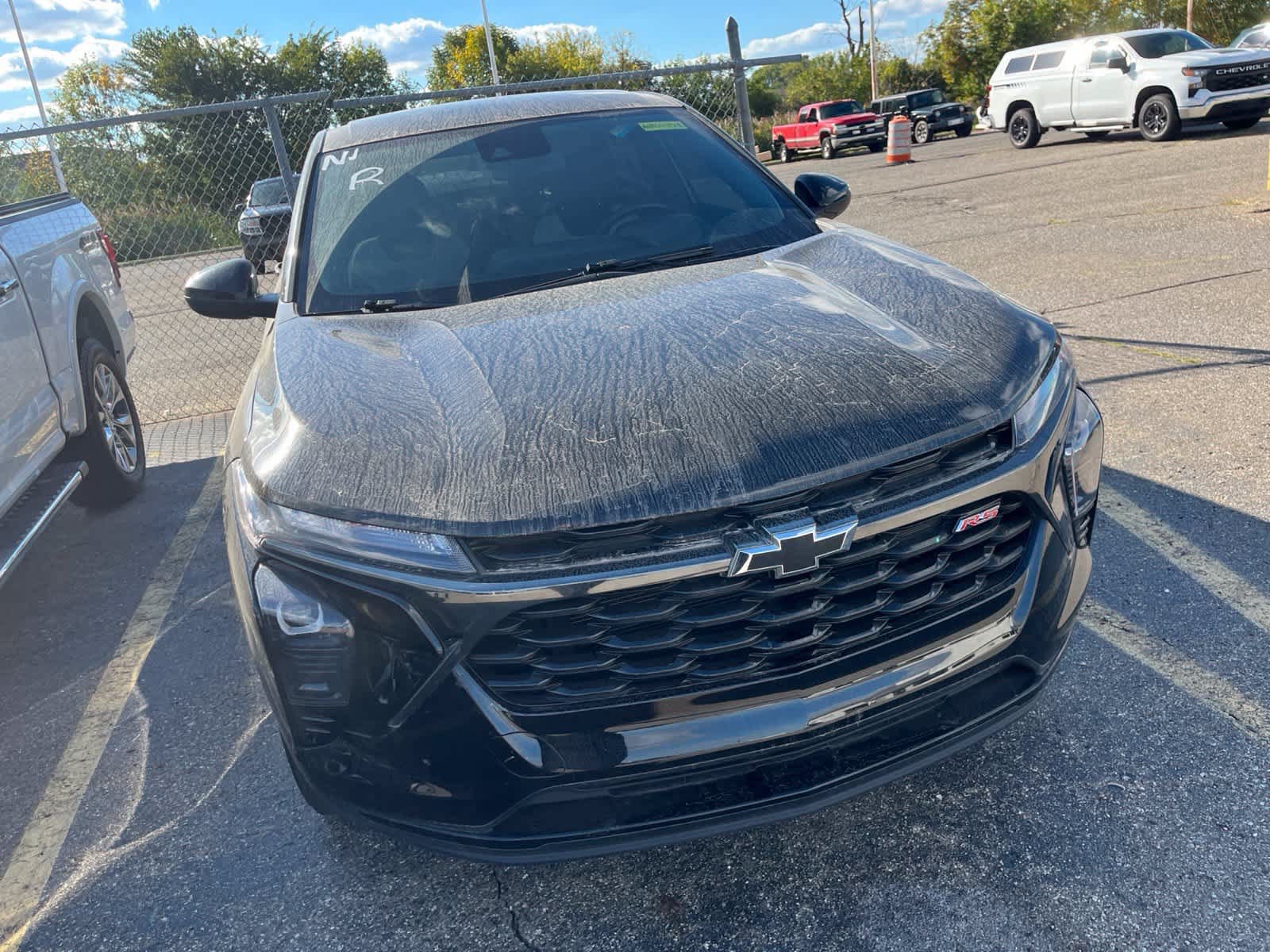 Used 2024 Chevrolet Trax RS FWD image 31