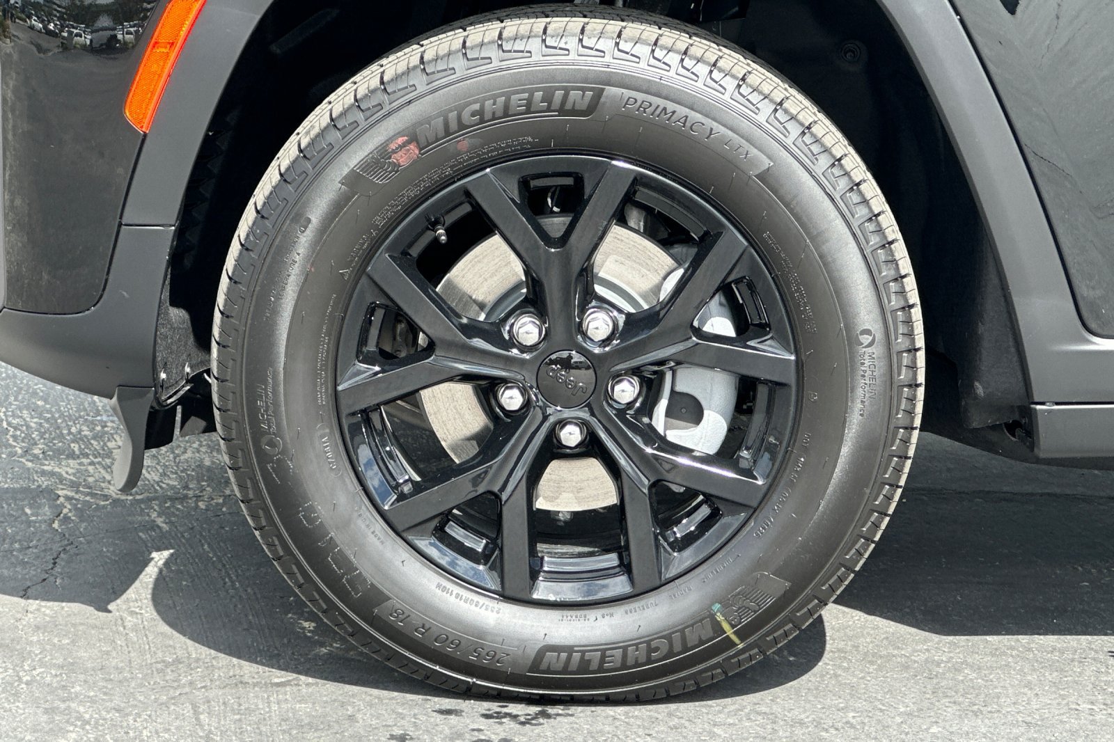 New 2026 Jeep Grand Cherokee Altitude AWD/4WD image 25