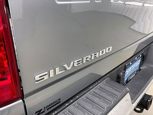 Certified 2025 Chevrolet Silverado 3500 LT image 9