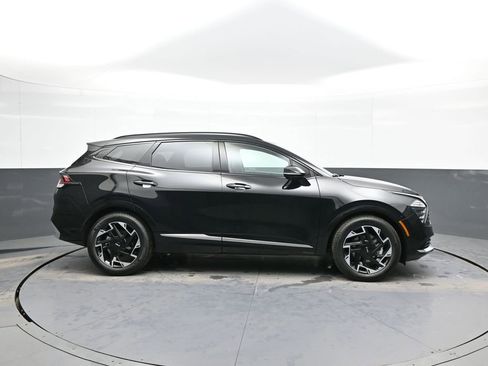 Certified 2025 Kia Sportage SX image 5