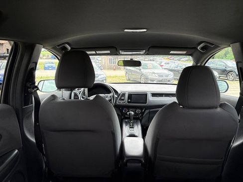 Used 2021 Honda HR-V Sport image 14